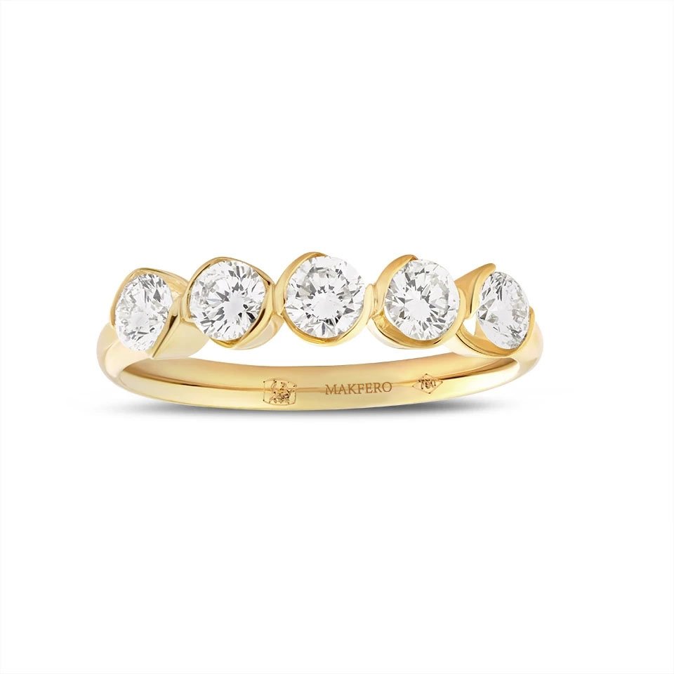 Yellow gold ring with five round diamonds, 3.5 mm each, set along the band