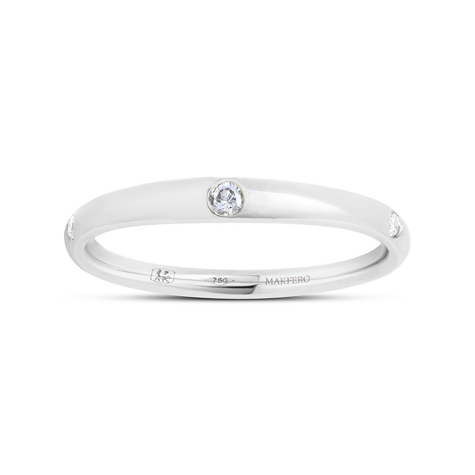 Tayra wedding ring in 18k white gold, set with five 2 mm diamonds