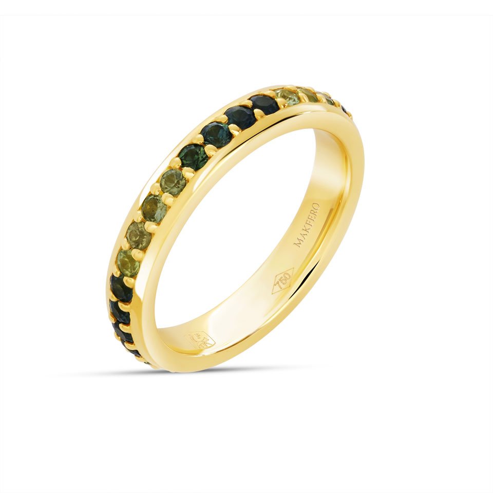 Zoé ring in 18K gold with a line of degraded color sapphires